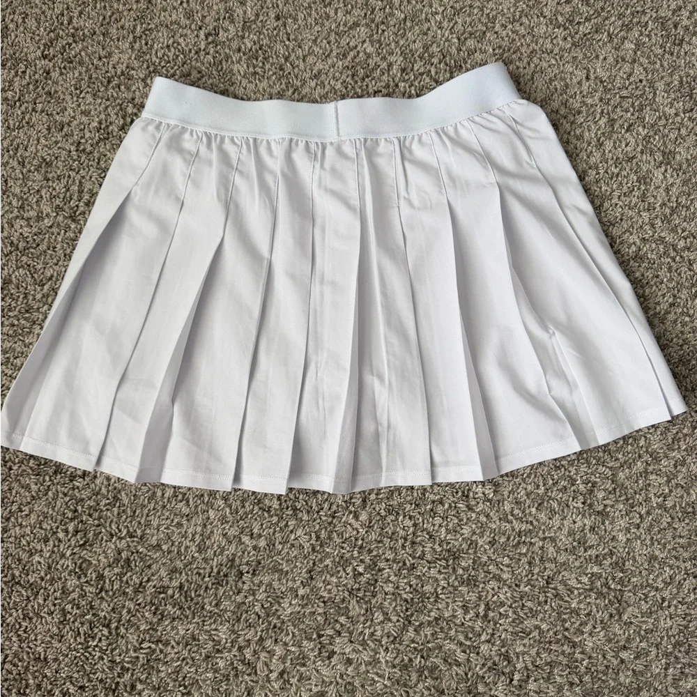 ALO Yoga White Varsity Tennis Skirt - Picture 5 of 10